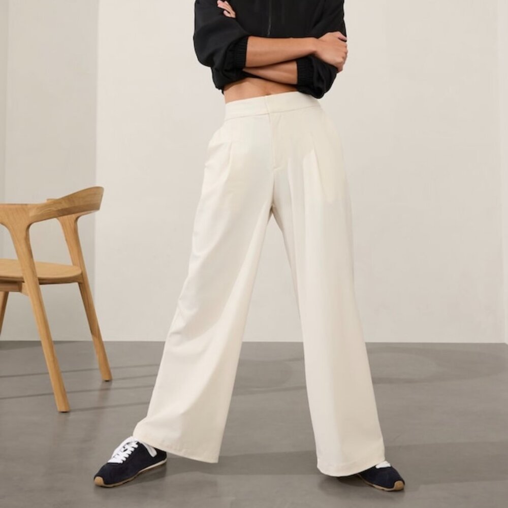 Athleta Pinnacle High Rise Trouser, Bone, Sz 6